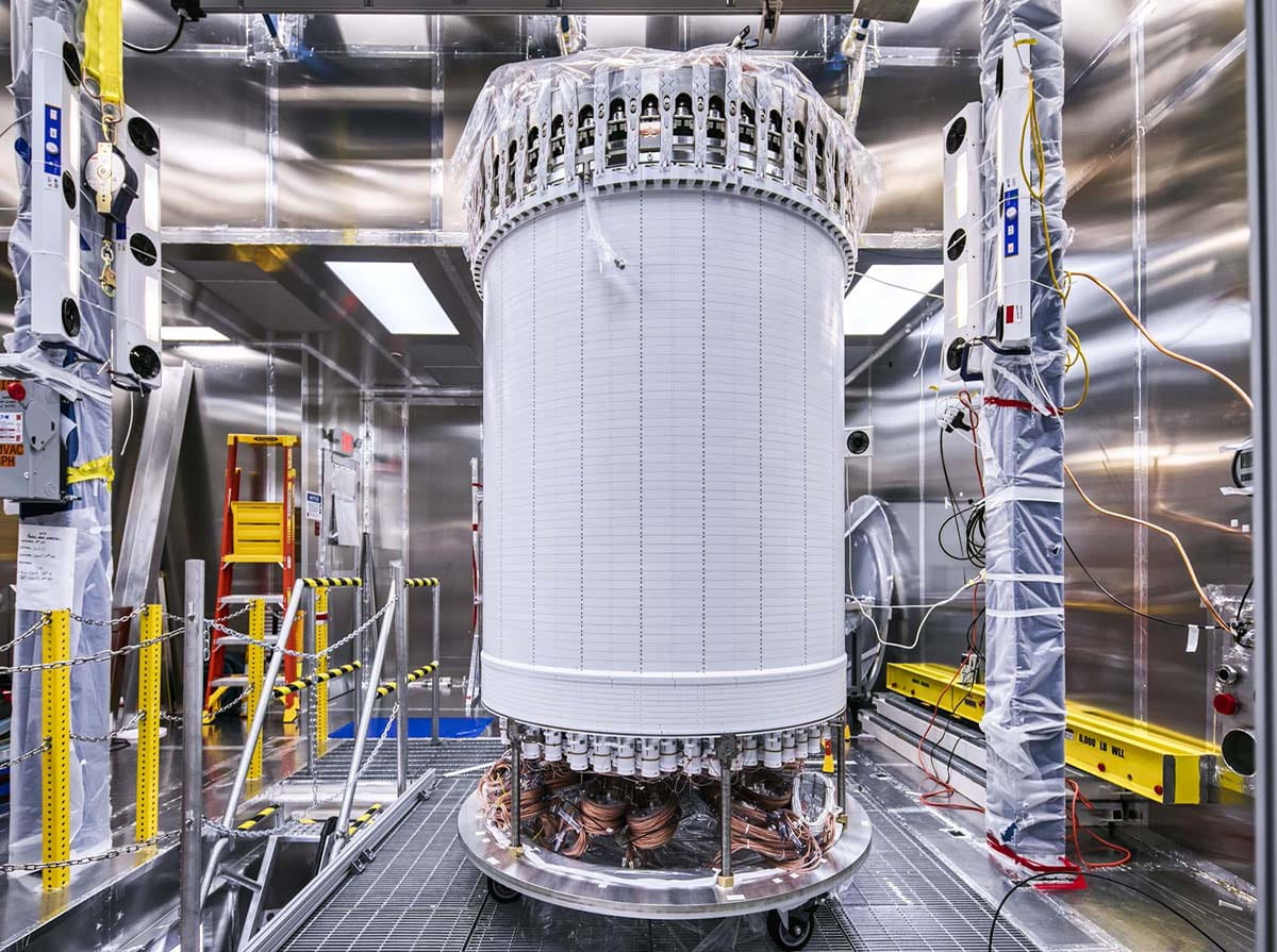  Liquid Xe detectors have been a game changer in the field of dark matter detection, bringing about astonishing improvements in sensitivity over the past decade. 